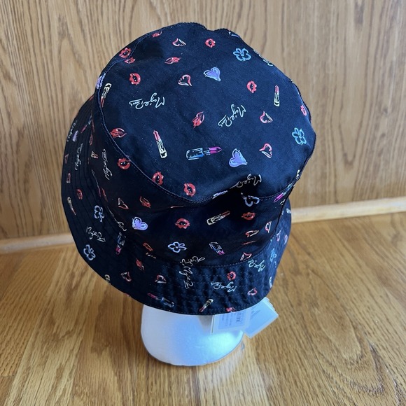 Maje Printed Cotton‎ Bob Bucket Hat Heart & Ki Womens Retro Heart Lipstick Lips main image 12